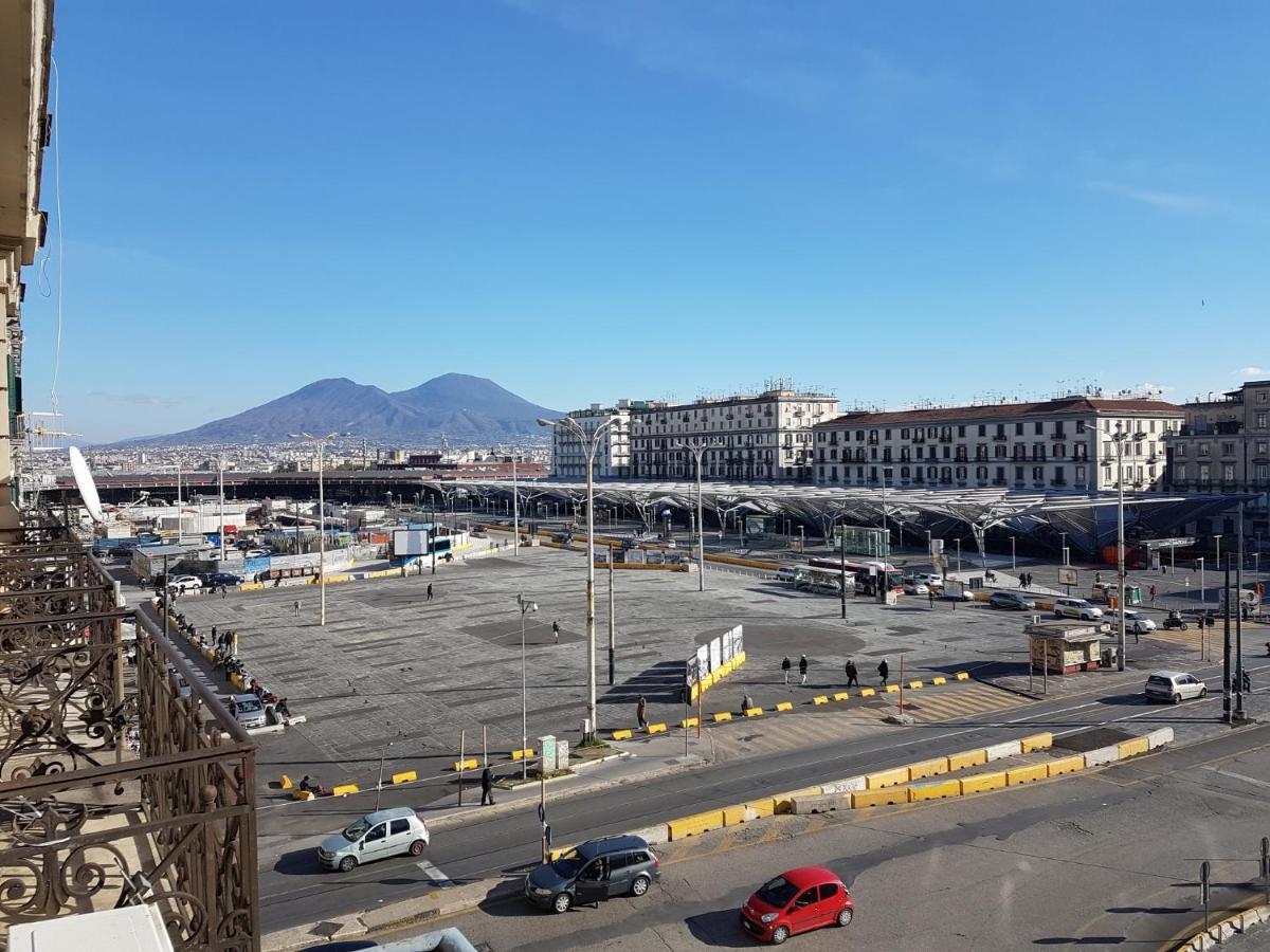 La Piazza - Garibaldi 2.6 Apartment เนเปิลส์ ภายนอก รูปภาพ